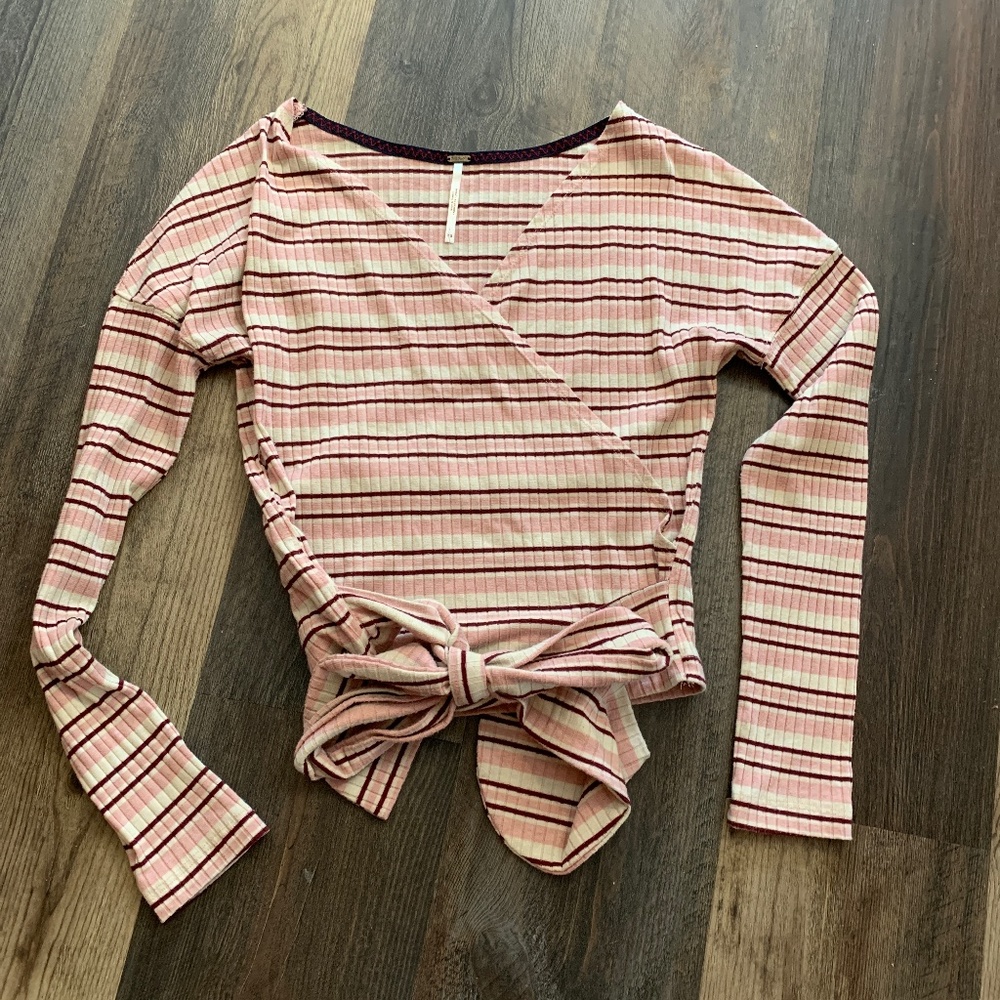 Free people striped wrap cropped top. Preowned. No flaws. Just worn by another:)